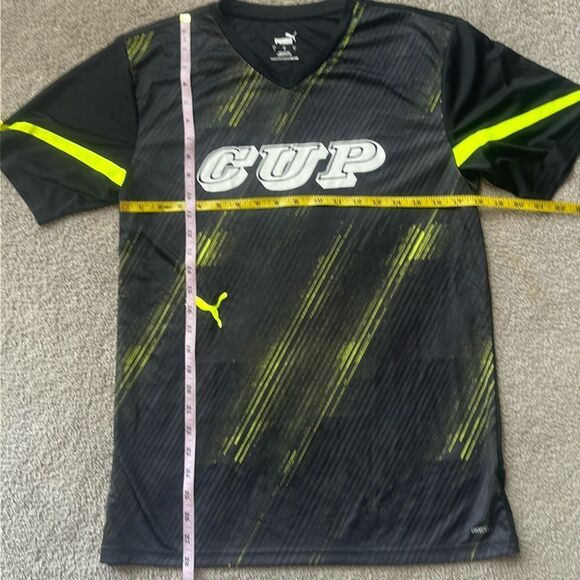 Rare! Puma Cup Black and Yellow Graphic Jersey! - Picture 3 of 7